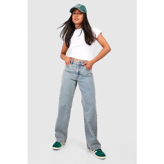 Petite 28 Inch Basics Boyfriend Jean