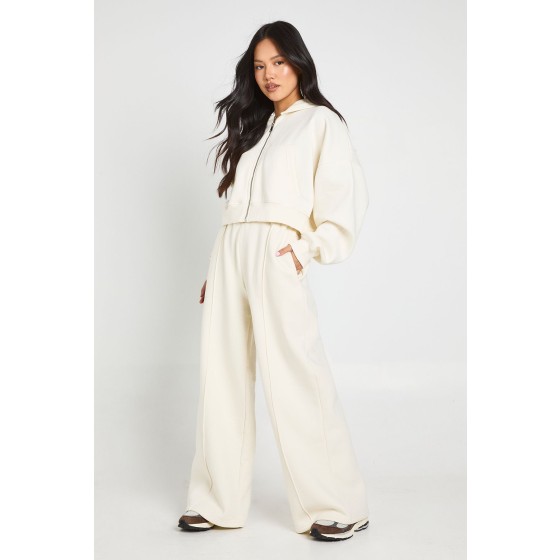 Petite Pintuck Detail Straight Leg Jogger