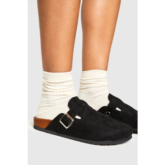 Basic Closed Toe Clogs