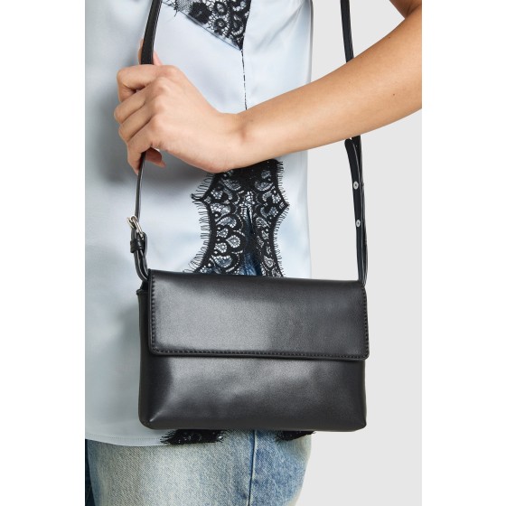 Flap Detail Cross Body Bag With Detachable Strap
