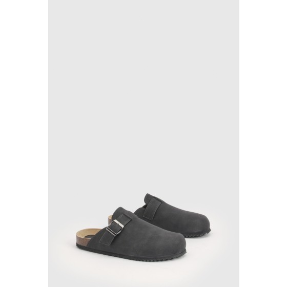 Basic Closed Toe Clogs