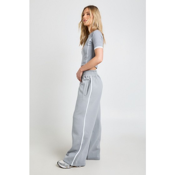 Petite Piping Detail T-Shirt And Straight Leg Jogger Set